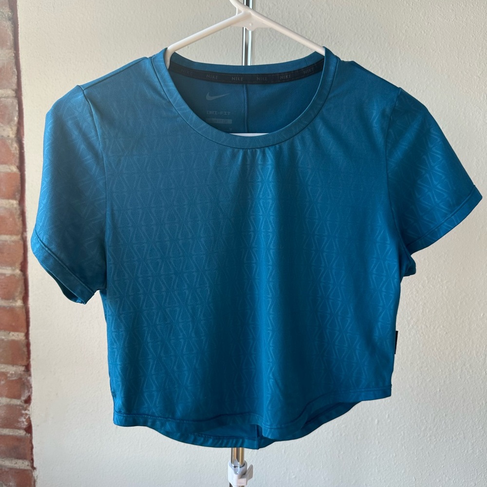 Nike did-fit slim crop top